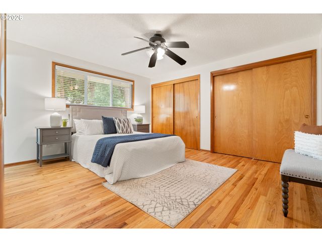 15116 Se GLADSTONE Dr, Portland, OR 97236
