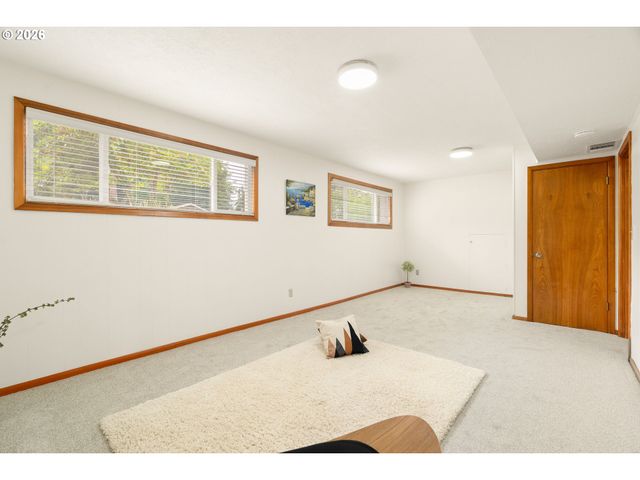 15116 Se GLADSTONE Dr, Portland, OR 97236