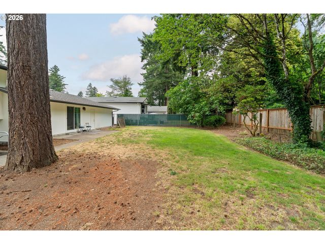 15116 Se GLADSTONE Dr, Portland, OR 97236