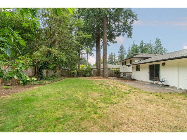 15116 Se GLADSTONE Dr, Portland, OR 97236