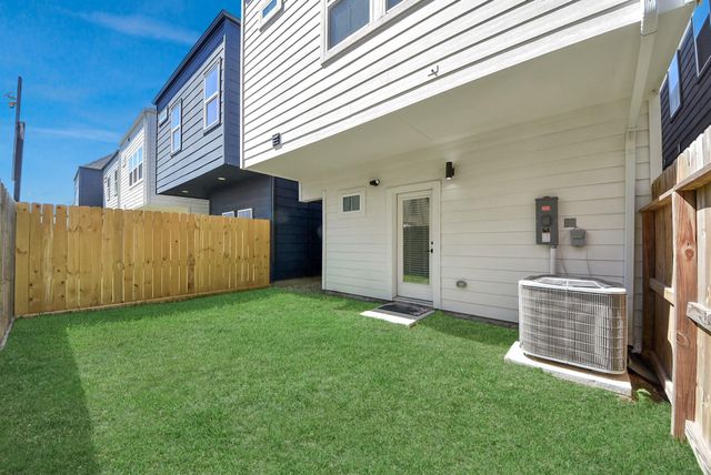 3010 Jensen Springs Lane, Houston, TX 77026