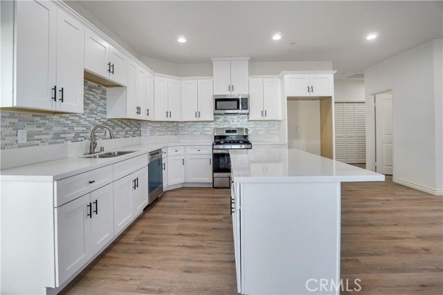 16277 Puesta Del Sol, Victorville, CA 92394