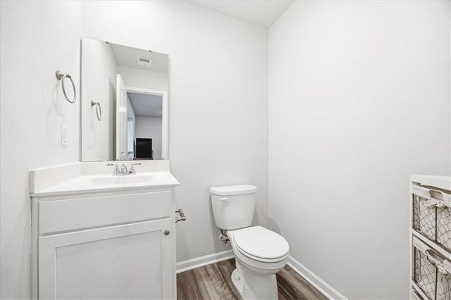 21702 Westover Road, Peculiar, MO 64078
