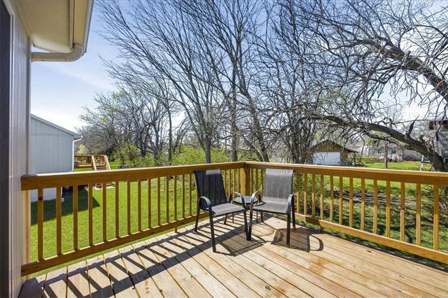 21702 Westover Road, Peculiar, MO 64078