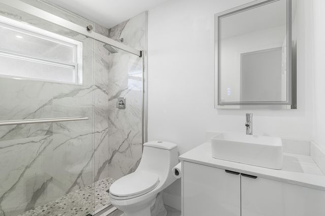 950 NE 23rd Place, Pompano Beach, FL 33064