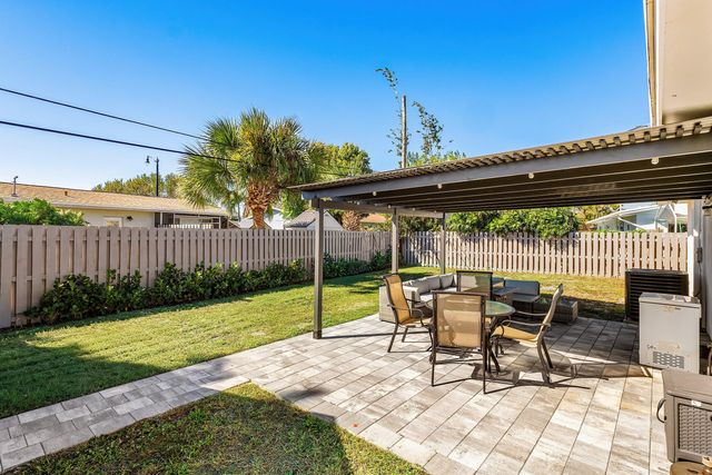 950 NE 23rd Place, Pompano Beach, FL 33064