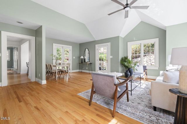 1008 Dawes Street, Chapel Hill, NC 27516