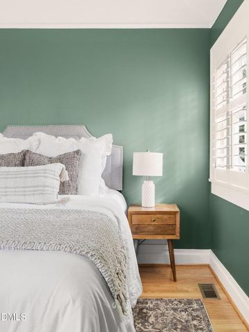 1008 Dawes Street, Chapel Hill, NC 27516