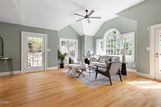 1008 Dawes Street, Chapel Hill, NC 27516