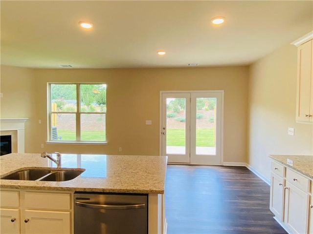 3681 Prospect Point Drive, Oakwood, GA 30567