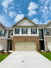 3681 Prospect Point Drive, Oakwood, GA 30567