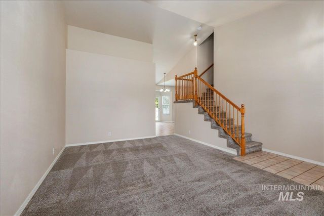 952 E Hawk St, Meridian, ID 83646