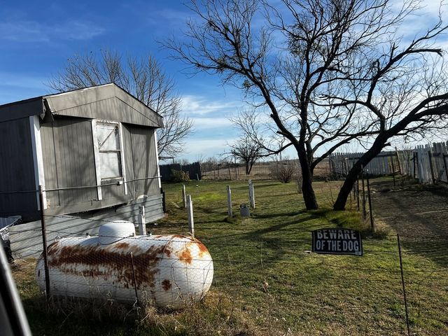 801 County Rd 261, Ballinger, TX 76821