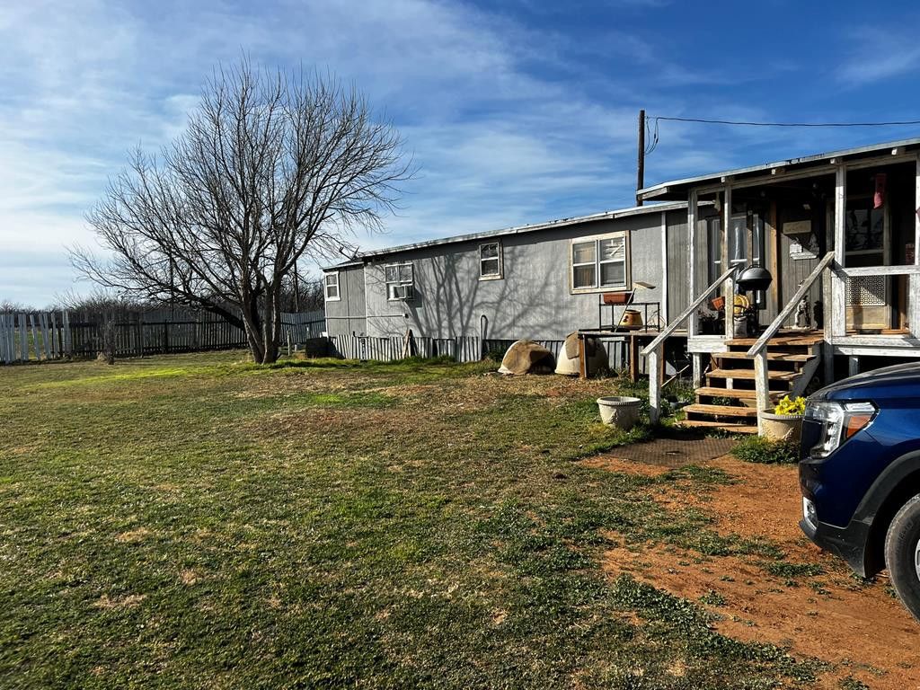 Image 1 of property listing at 801 County Rd 261, Ballinger, TX 76821