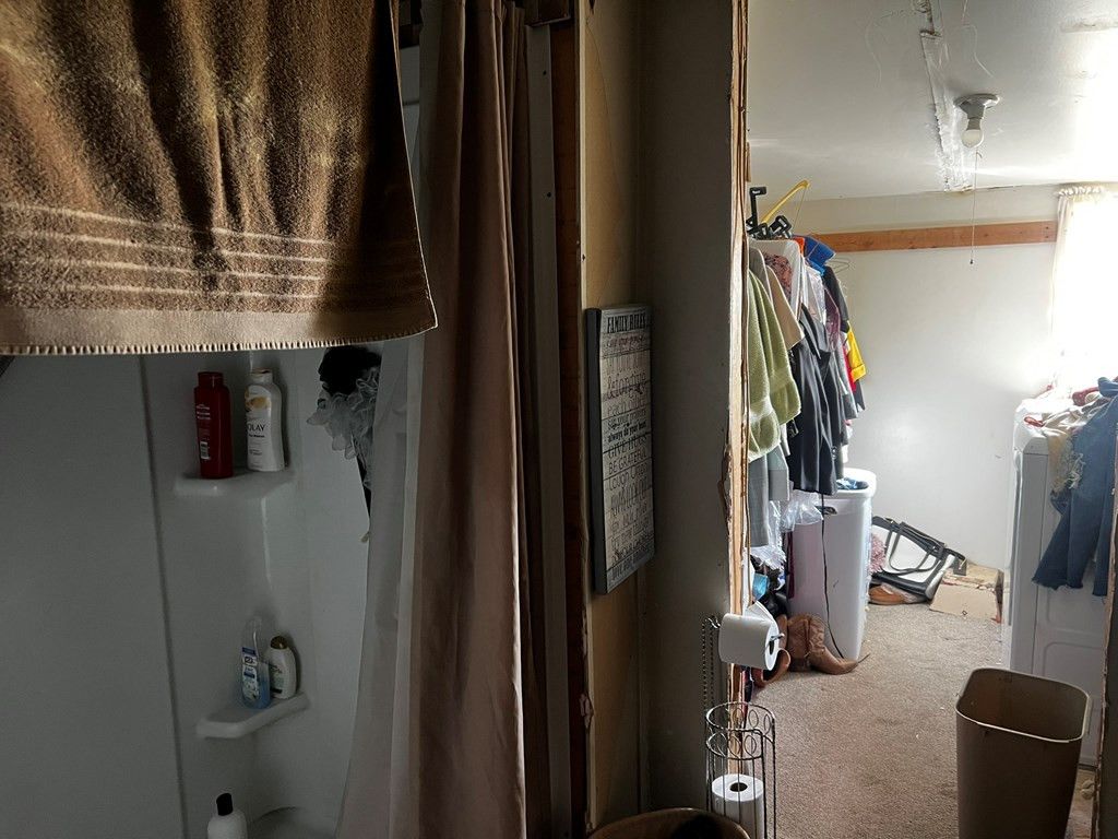 Image 10 of property listing at 801 County Rd 261, Ballinger, TX 76821