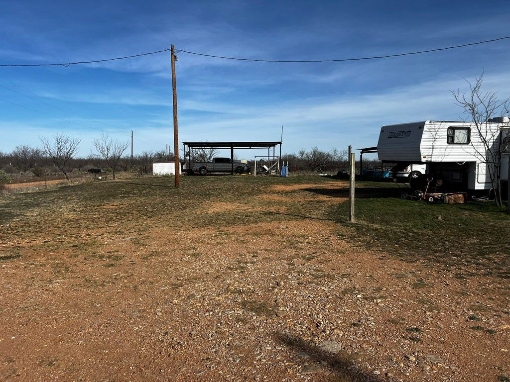 Image 17 of property listing at 801 County Rd 261, Ballinger, TX 76821