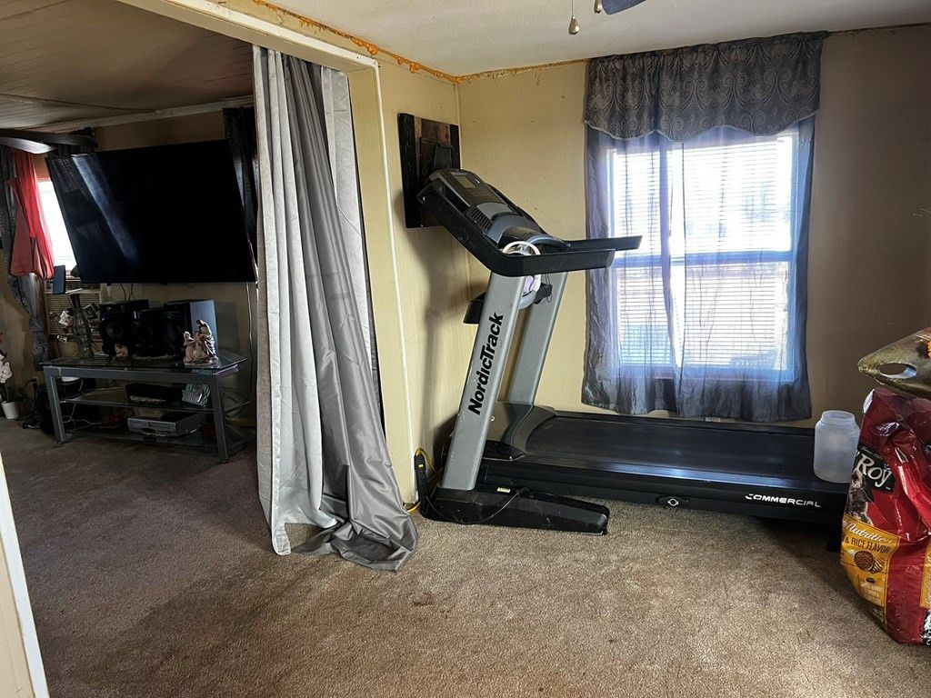 Image 7 of property listing at 801 County Rd 261, Ballinger, TX 76821