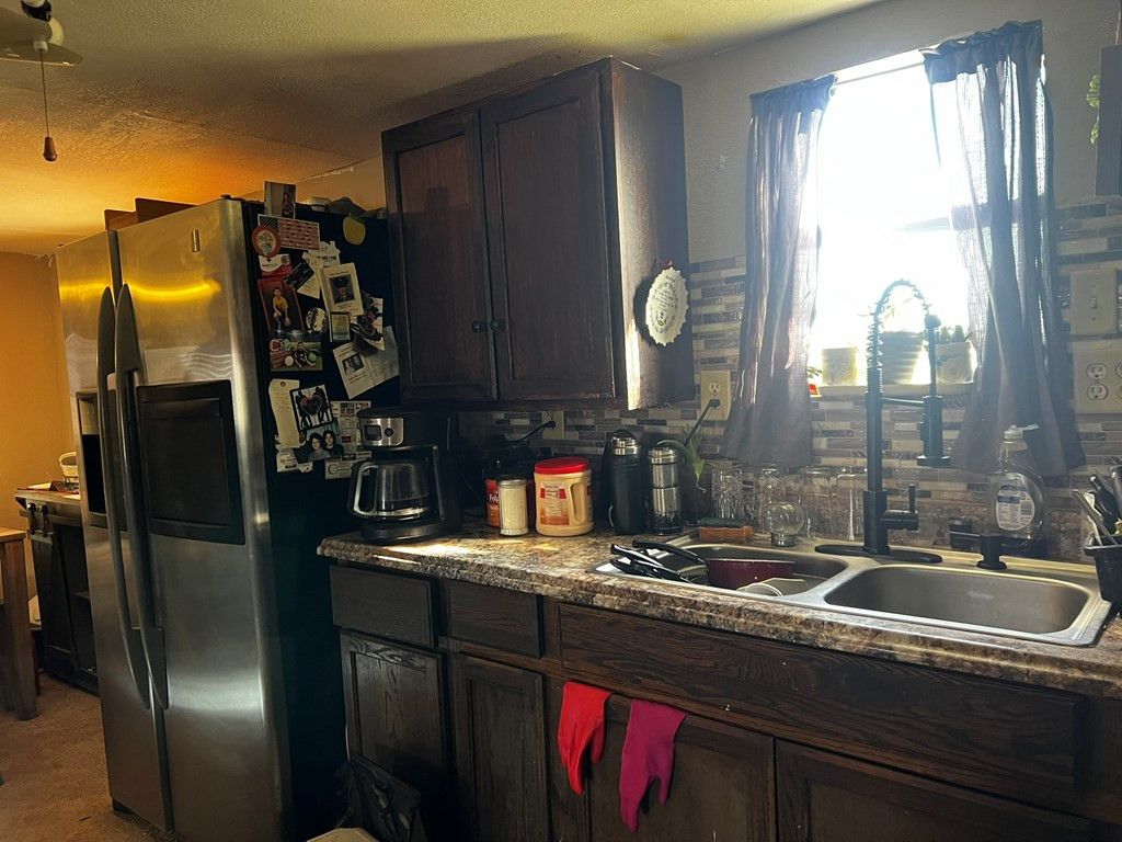 Image 9 of property listing at 801 County Rd 261, Ballinger, TX 76821