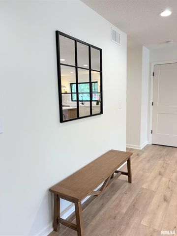 505 E LOCUST Street, Geneseo, IL 61254