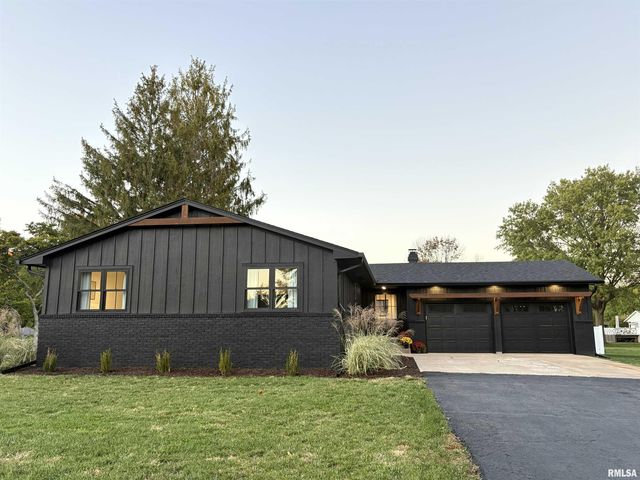 505 E LOCUST Street, Geneseo, IL 61254