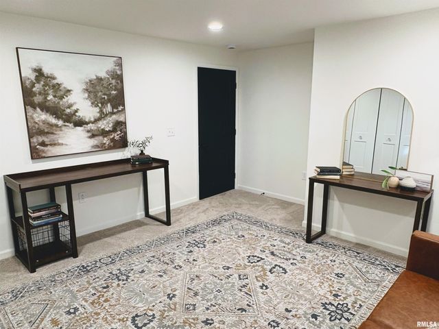 505 E LOCUST Street, Geneseo, IL 61254