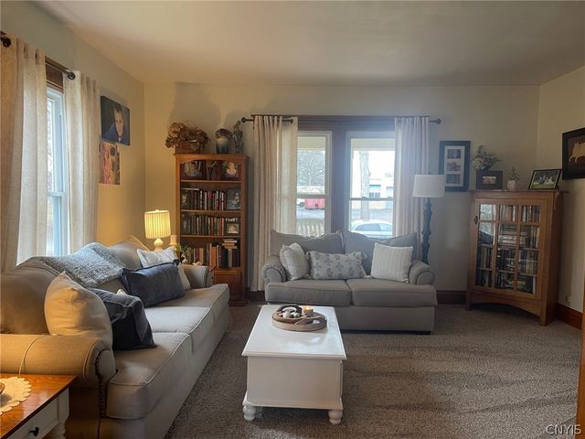 13 Castle Street, Vernon, NY 13421