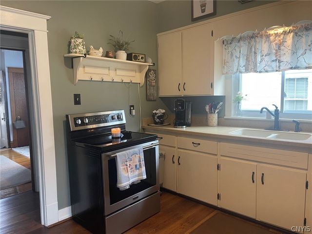 13 Castle Street, Vernon, NY 13421