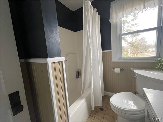 13 Castle Street, Vernon, NY 13421