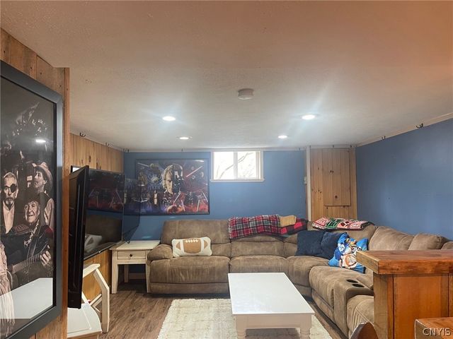 13 Castle Street, Vernon, NY 13421