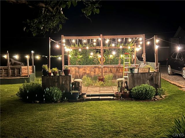 13 Castle Street, Vernon, NY 13421