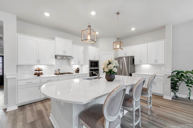 1616 Craftsman, New Braunfels, TX 78132