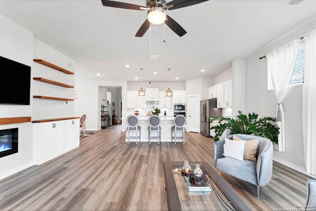 1616 Craftsman, New Braunfels, TX 78132