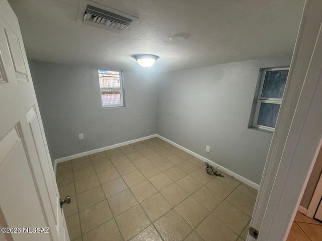 337 W 27th Street, Tucson, AZ 85713