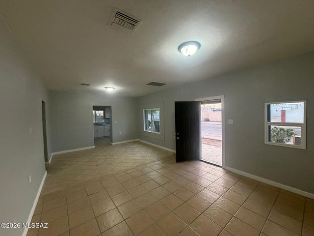 337 W 27th Street, Tucson, AZ 85713