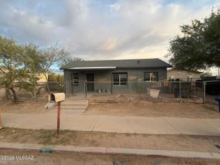 337 W 27th Street, Tucson, AZ 85713