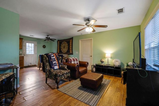 4005 Knightsbridge NW Road, Kennesaw, GA 30144