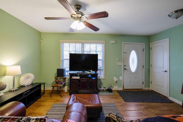 4005 Knightsbridge NW Road, Kennesaw, GA 30144