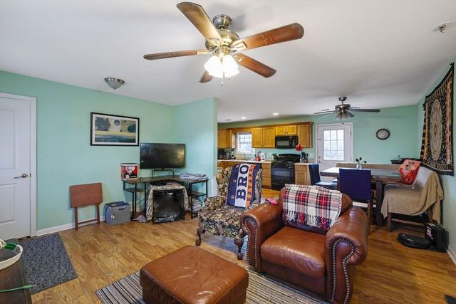 4005 Knightsbridge NW Road, Kennesaw, GA 30144