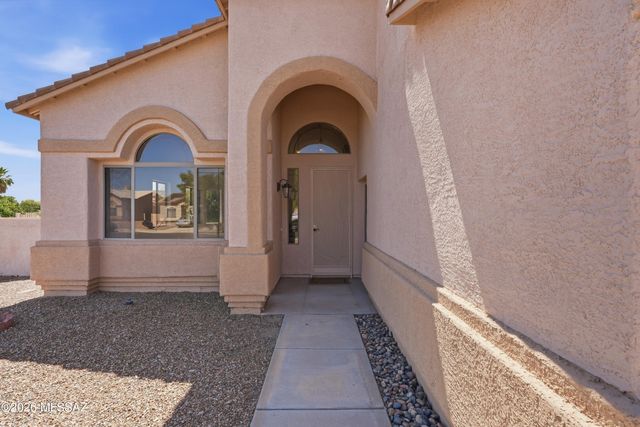 7141 W Deserama Drive, Tucson, AZ 85743
