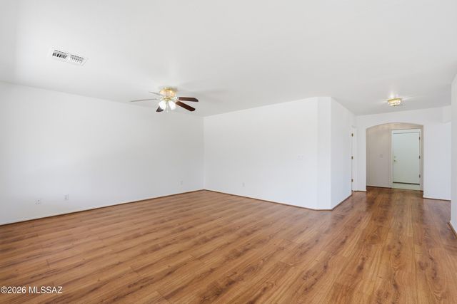 7141 W Deserama Drive, Tucson, AZ 85743