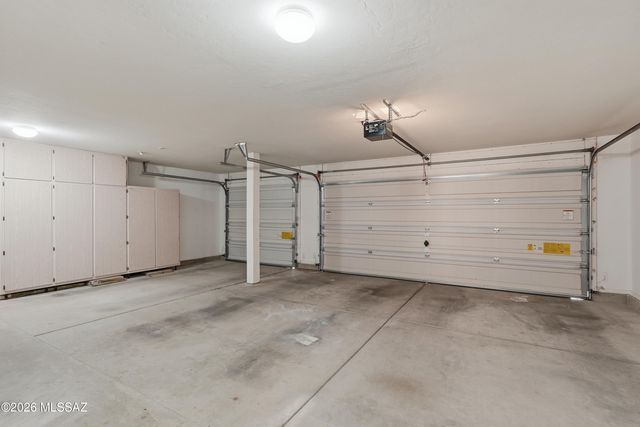 7141 W Deserama Drive, Tucson, AZ 85743