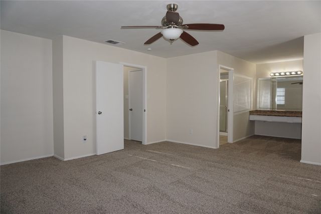 2609 Hamilton Drive, Grand Prairie, TX 75052