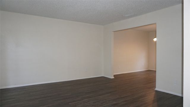 2609 Hamilton Drive, Grand Prairie, TX 75052