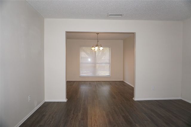 2609 Hamilton Drive, Grand Prairie, TX 75052