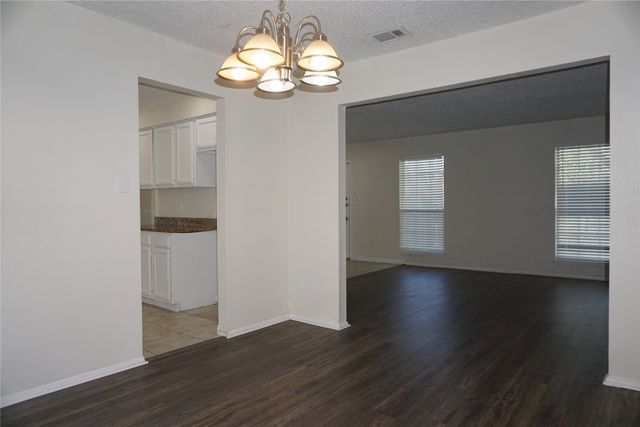 2609 Hamilton Drive, Grand Prairie, TX 75052