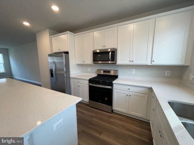 15115 JAXTON SQUARE LN, Haymarket, VA 20169