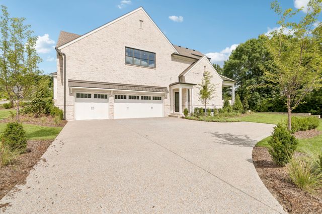 9326 Double Run Ct, College Grove, TN 37046