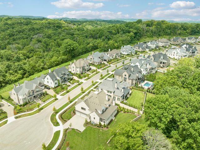 9326 Double Run Ct, College Grove, TN 37046