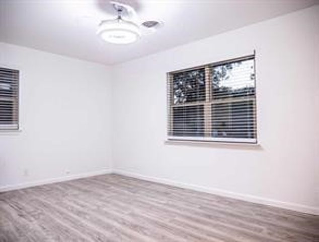 65 Somerset Terrace, Bedford, TX 76022