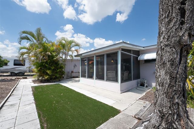 22481 HERNANDO AVENUE, Port Charlotte, FL 33952